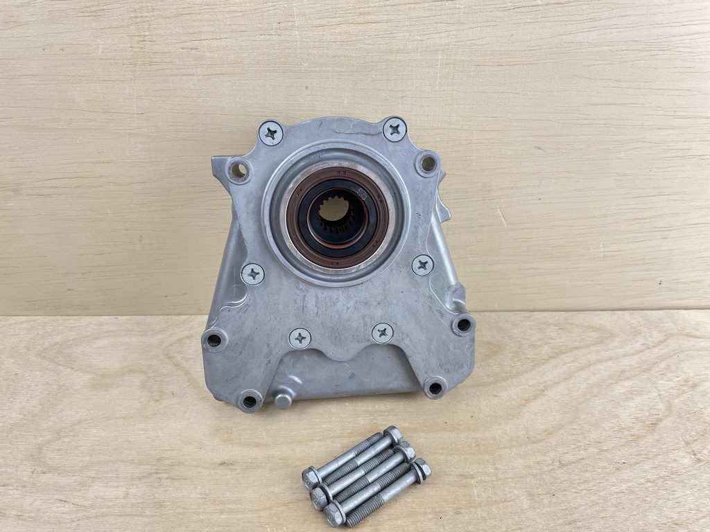 2011 Yamaha 90HP F90 4 Stroke Outboard Oil Pump Assembly 67F-13300-10-00