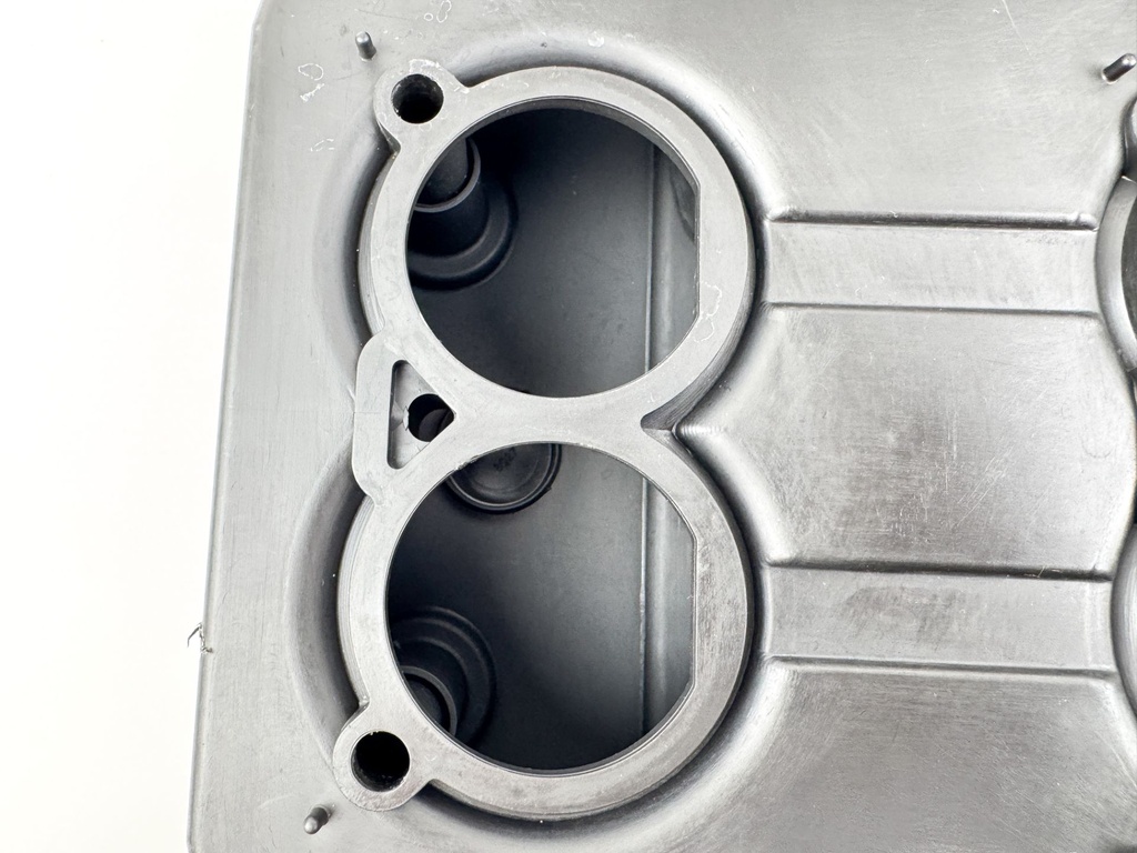 2003 Mercury 200 HP 2 Stroke Outboard Intake Sound Attenuator Assembly 817495A1 OEM