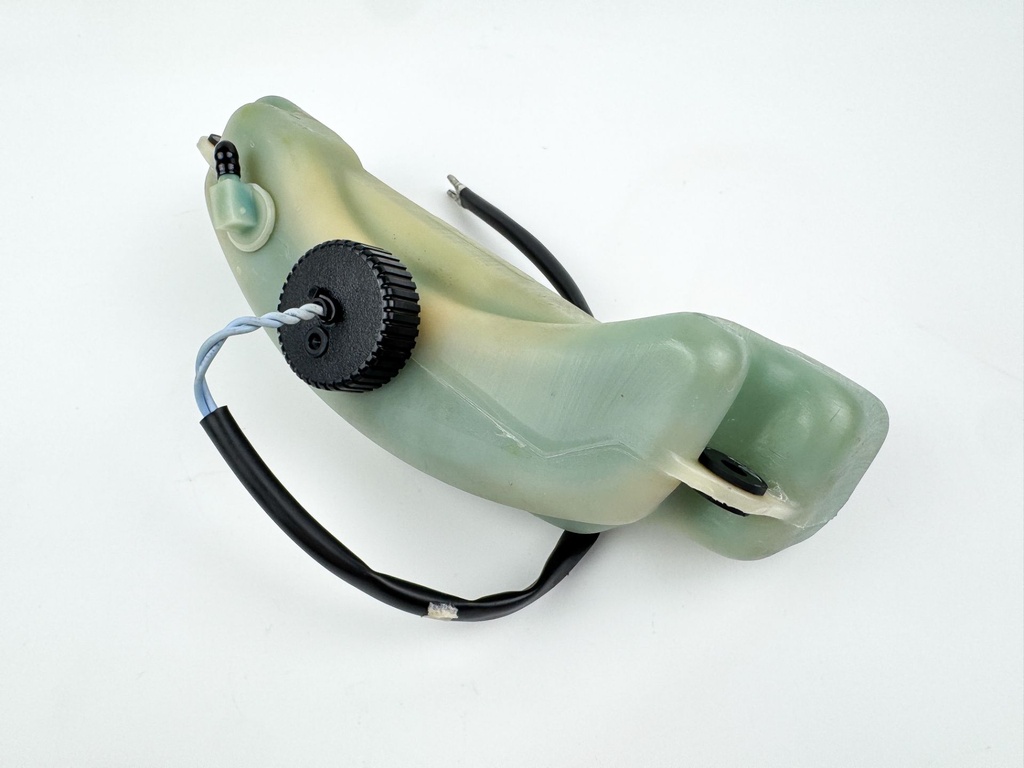 2001 Mercury 150 HP 2 Stroke Outboard Oil Tank 994436 OEM