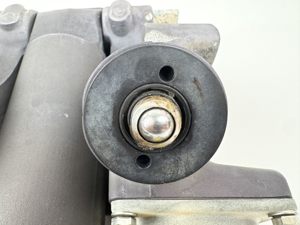 2001 Mercury 150 HP 2 Stroke Outboard Power Trim Tilt Unit 855998A11 OEM