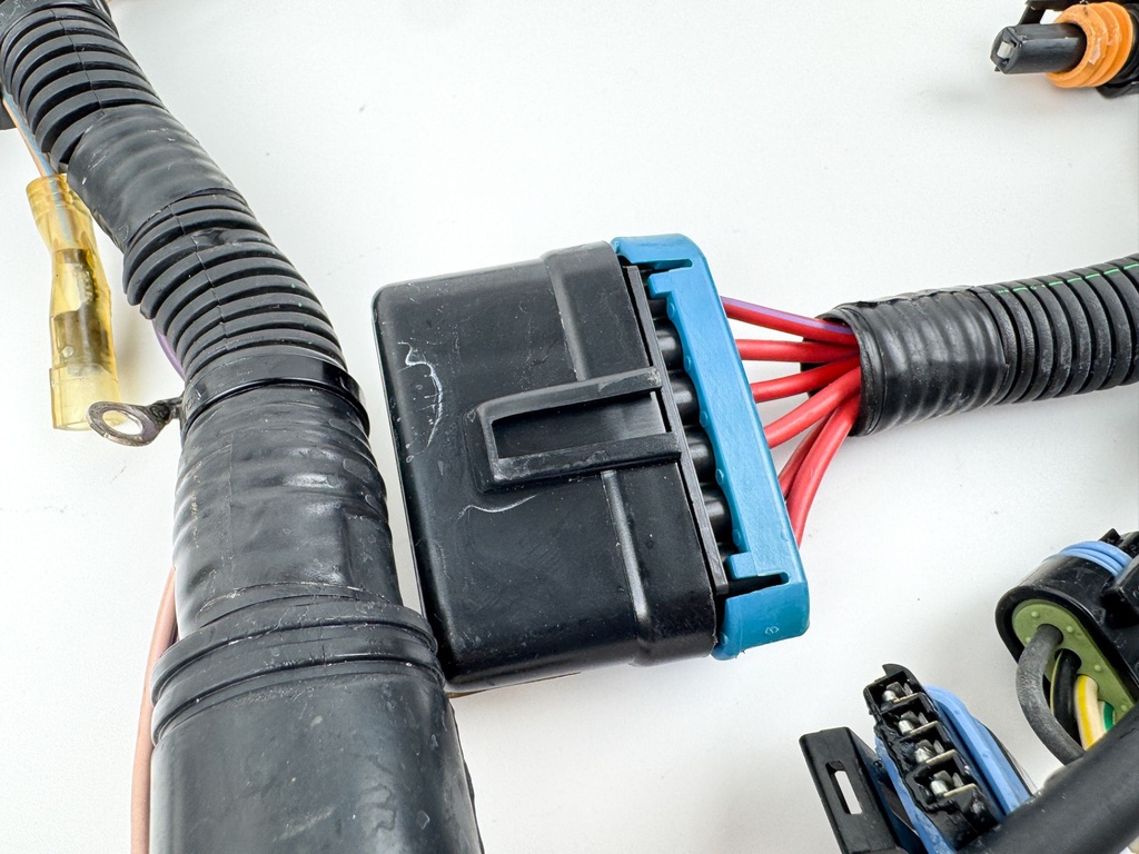 2001 Mercury 150 HP 2 Stroke Outboard Engine Wire Harness 857166T1 OEM