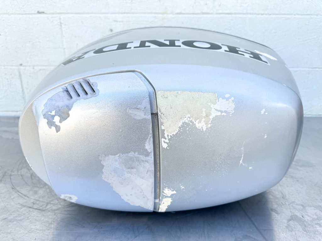 1999 Honda 50 HP 4 Stroke Outboard Top Cowling 63100-ZV5-010ZA OEM