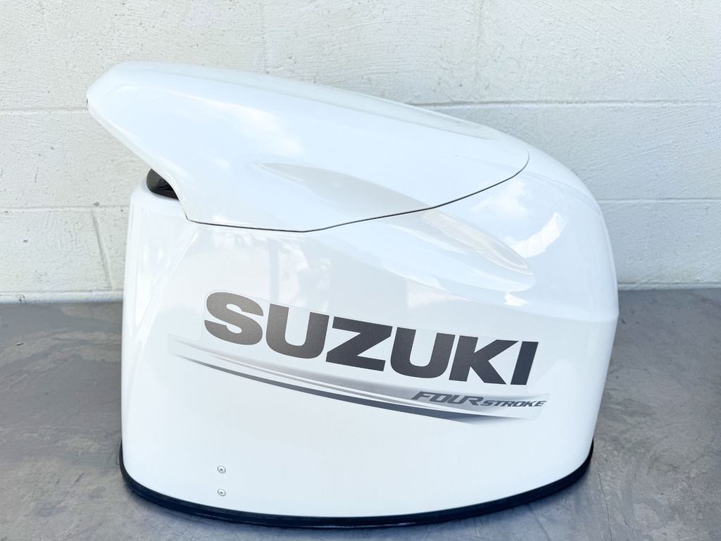2017 Suzuki 115 HP 4 Stroke Outboard Top Cowling 61400-90890-Y5S OEM