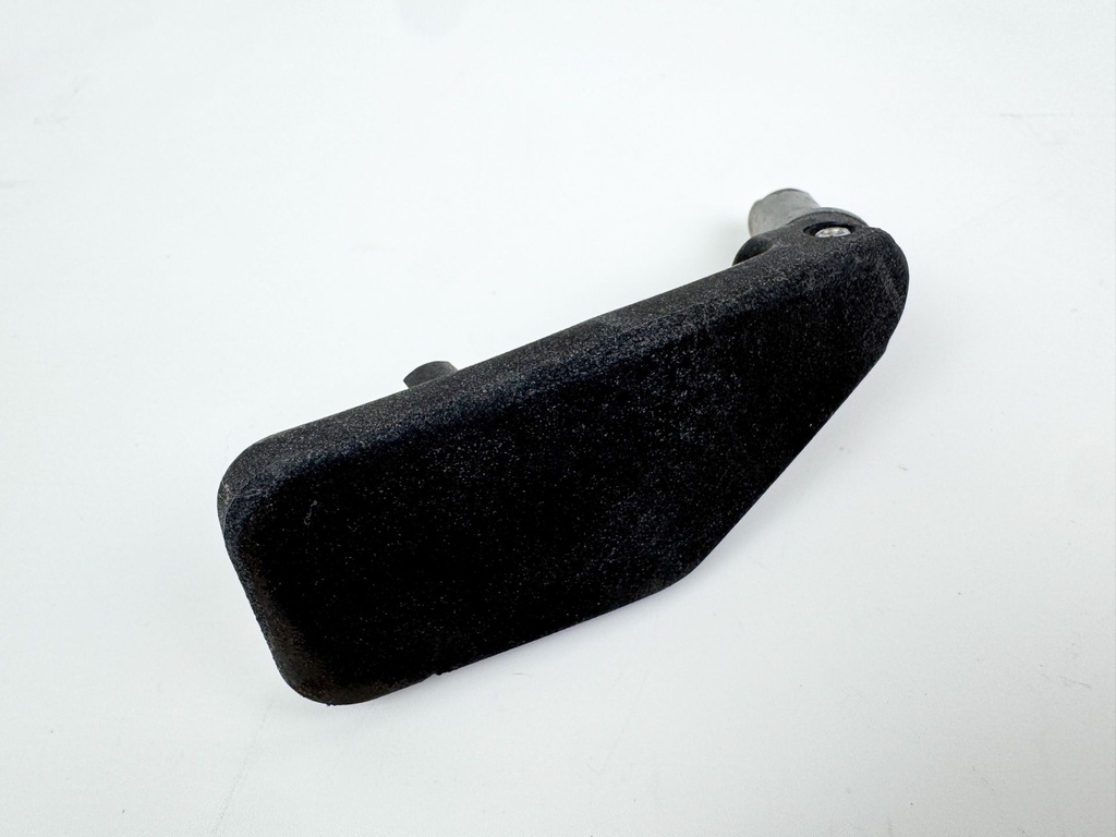 2008 Evinrude 300 HP 2 Stroke Outboard Rear Latch Handle 5005709 OEM