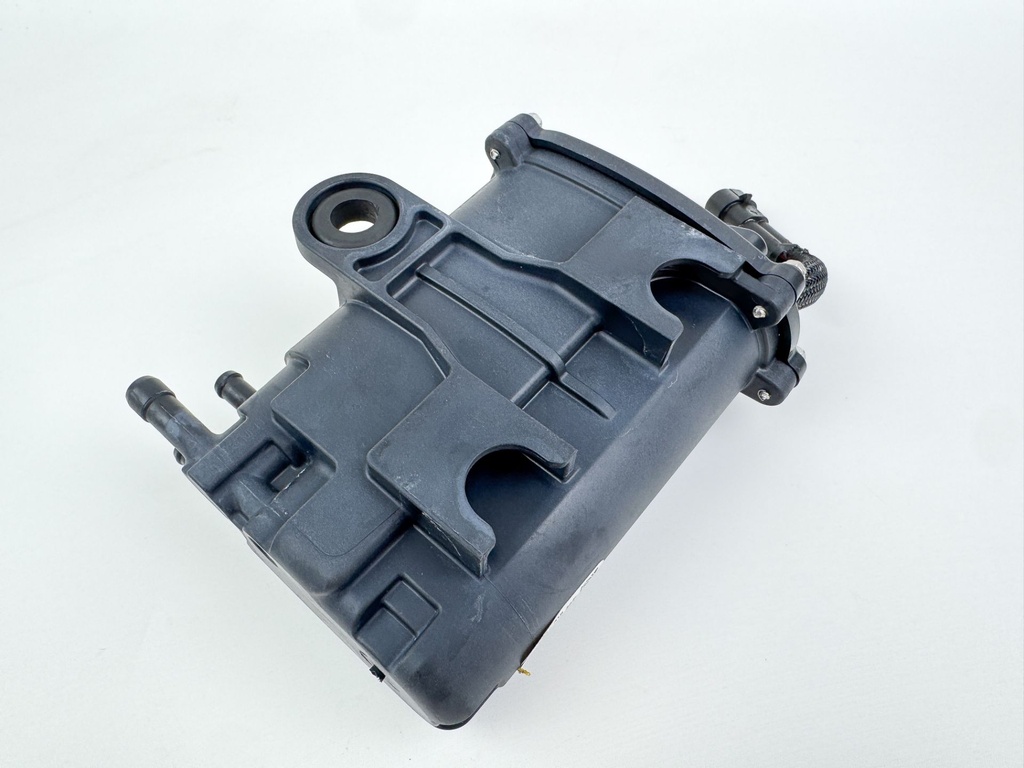 2008 Evinrude 300 HP 2 Stroke Outboard Vapor Separator Tank VST 5006063 OEM