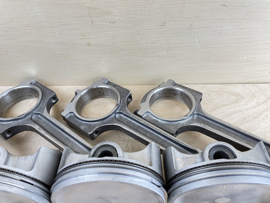 2011 Yamaha 150HP 4 Stroke Piston & Connecting Rod Assembly Set (4) 63P-11631-10-93