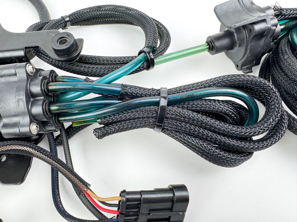 2008 Evinrude 300 HP 2 Stroke Outboard Oil Pump 5007639 OEM