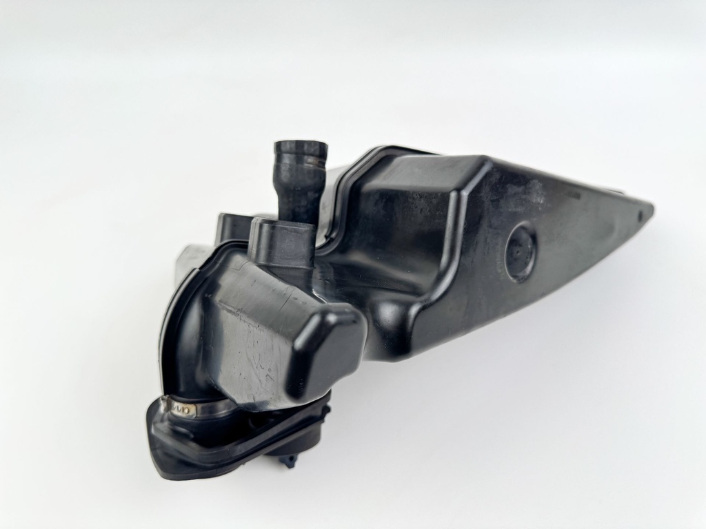 2008 Evinrude 300 HP 2 Stroke Outboard Muffler 5005699 OEM