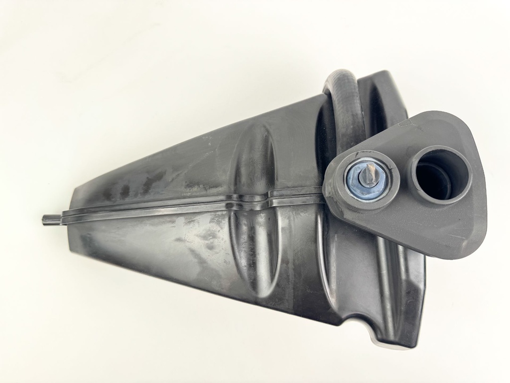 2008 Evinrude 300 HP 2 Stroke Outboard Muffler 5005699 OEM