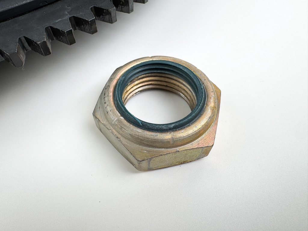 2008 Evinrude 300 HP 2 Stroke Outboard Flywheel 0586924 OEM