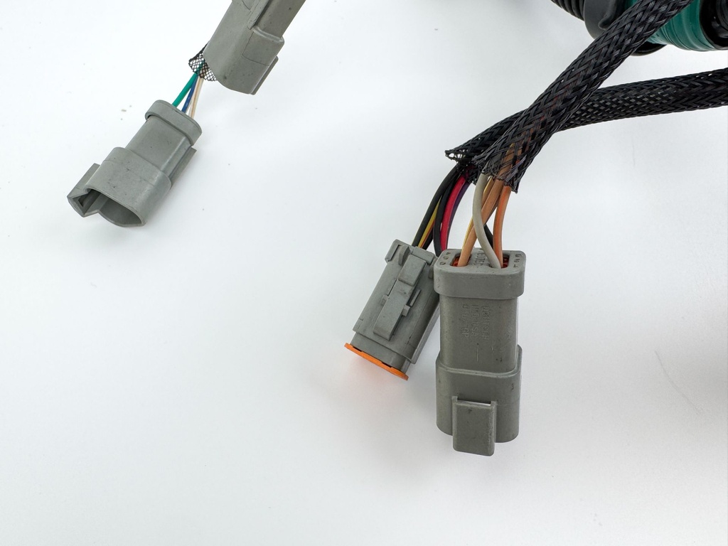 2008 Evinrude 300 HP 2 Stroke Outboard Engine Wire Harness 0586991 OEM