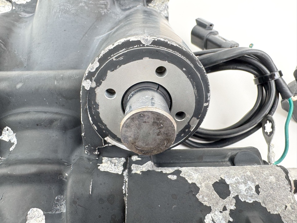 2008 Evinrude 300 HP 2 Stroke Outboard Power Trim Tilt Unit 5007662 OEM