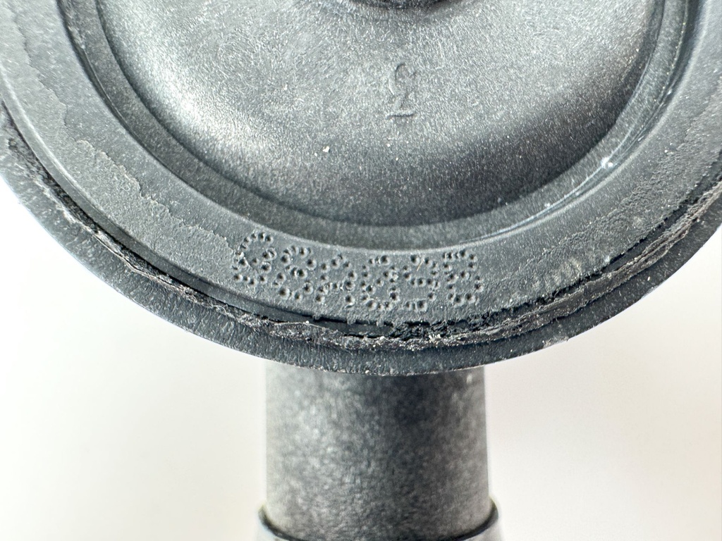 2008 Evinrude 300 HP 2 Stroke Outboard Fuel Lift Pump 5007580 OEM