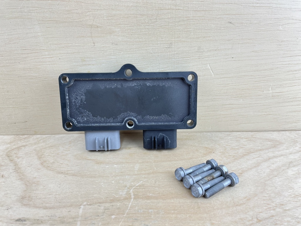 2011 Yamaha 150HP 4 Stroke Rectifier & Regulator Assembly 63P-81960-02-00