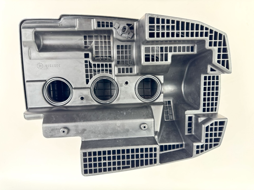 2008 Evinrude 300 HP 2 Stroke Outboard Intake Air Silencer Assembly 5007452 OEM