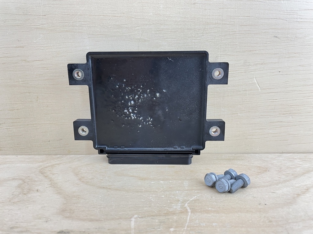 2011 Yamaha 150HP 4 Stroke Engine Control Unit ECU 63P-8591A-38-00 343 Hours