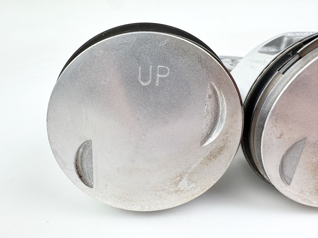 2007 Mercury 25 HP 4 Stroke Outboard Piston & Connecting Rod Set 834961T03 OEM