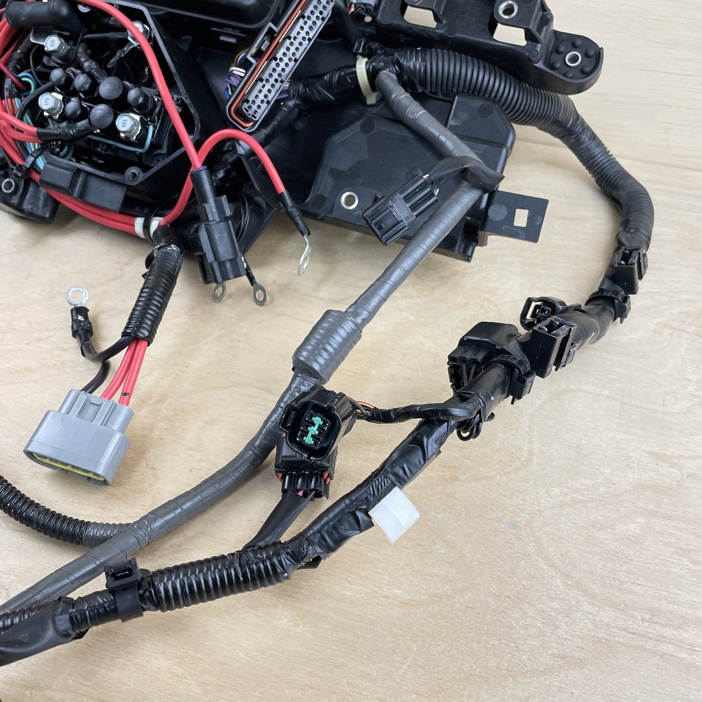 2011 Yamaha 150HP 4 Stroke Outboard Engine Wire Harness Assembly 63P-82590-62-00