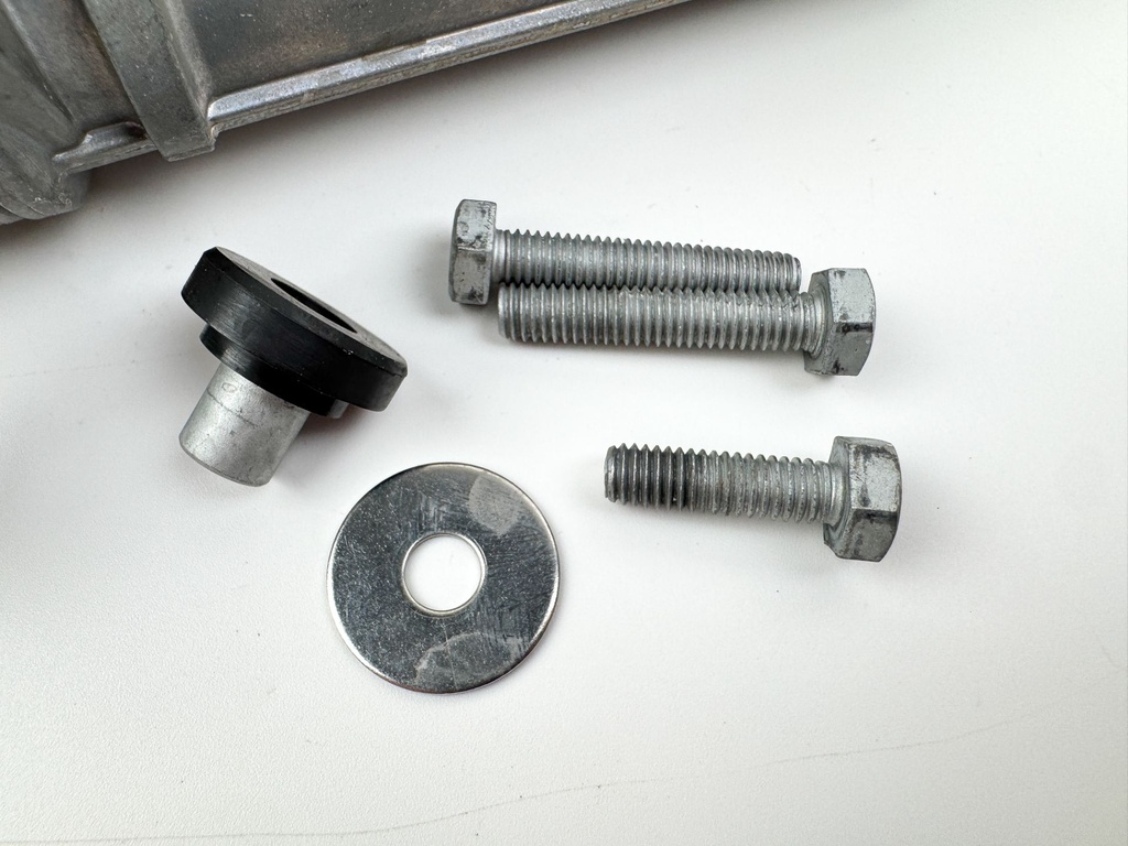 2007 Mercury 25 HP 4 Stroke Outboard Vapor Separator Tank VST 898103T25 OEM