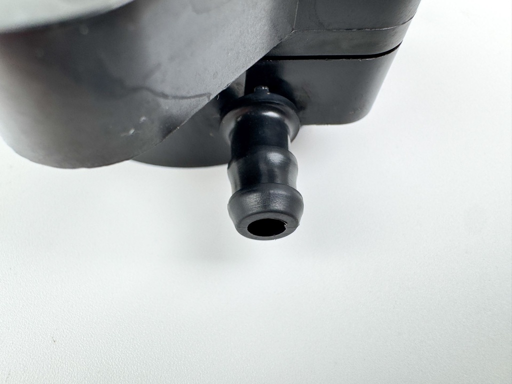 2007 Mercury 25 HP 4 Stroke Outboard Fuel Pump 803529T04 OEM