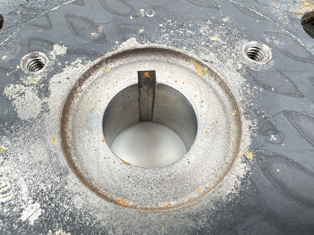 2007 Mercury 25 HP 4 Stroke Outboard Flywheel 898101T64 OEM