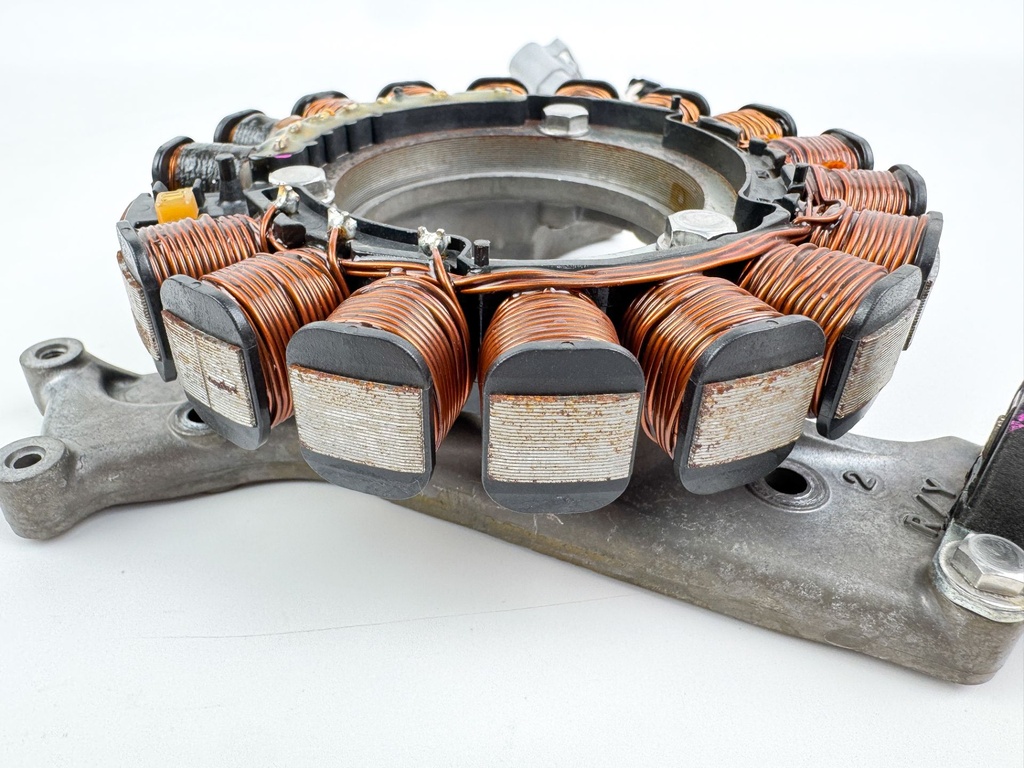 2007 Mercury 25 HP 4 Stroke Outboard Stator Assembly 898101T01 OEM