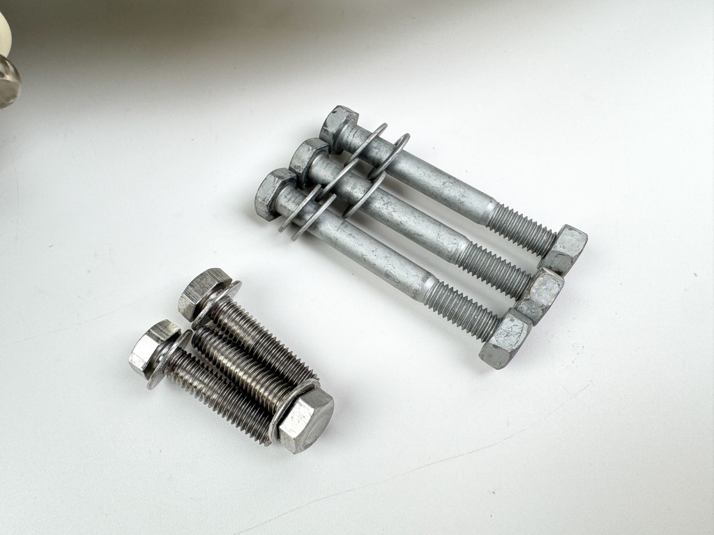 2007 Mercury 25 HP 4 Stroke Outboard Intake Manifold 898103T41 OEM