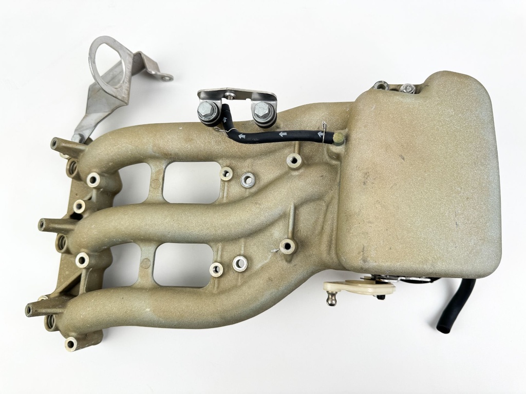 2007 Mercury 25 HP 4 Stroke Outboard Intake Manifold 898103T41 OEM