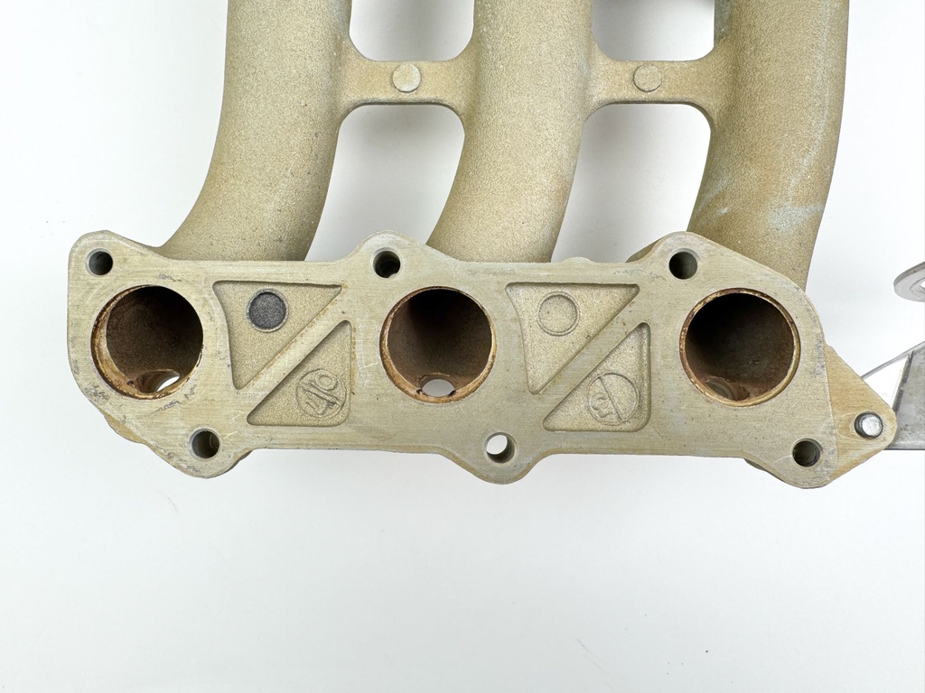 2007 Mercury 25 HP 4 Stroke Outboard Intake Manifold 898103T41 OEM