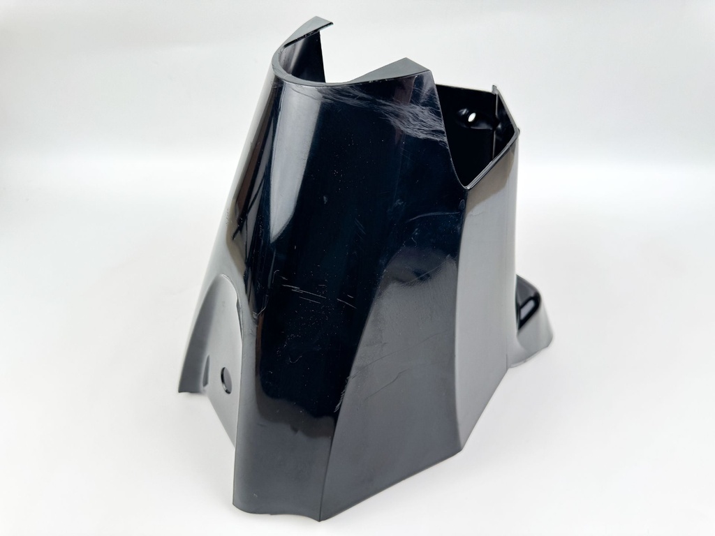 2007 Mercury 25 HP 4 Stroke Outboard Lower Apron Cover 896116T OEM