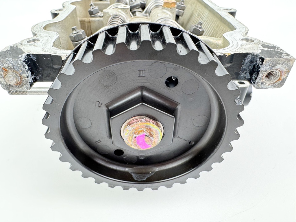 2007 Mercury 25 HP 4 Stroke Outboard Cylinder Head 8M0138727 OEM