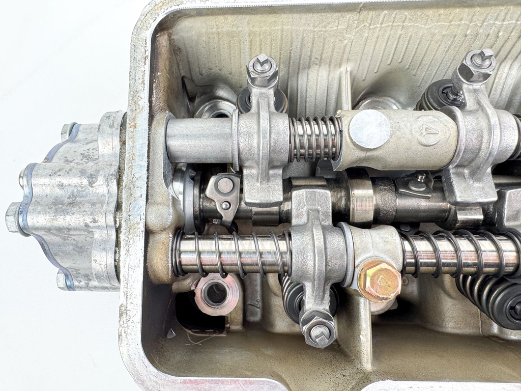 2007 Mercury 25 HP 4 Stroke Outboard Cylinder Head 8M0138727 OEM