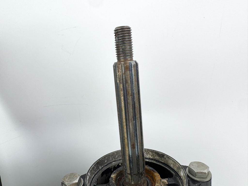 2007 Mercury 25 HP 4 Stroke Outboard 20" Long Lower Unit Gear Case 8M0070900