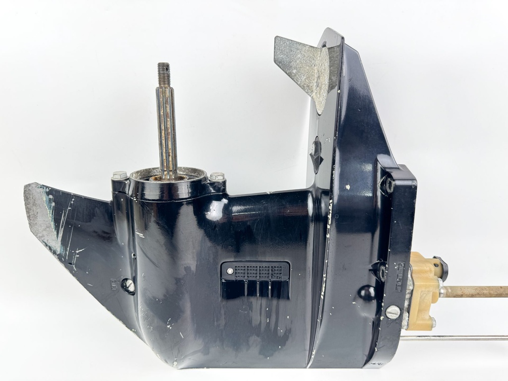 2007 Mercury 25 HP 4 Stroke Outboard 20" Long Lower Unit Gear Case 8M0070900