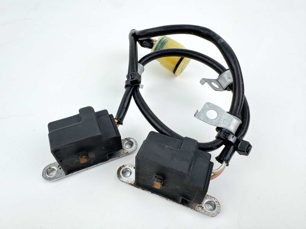 2002 Honda 130 HP 4 Stroke Outboard Coil Pulser 30310-ZW5-003 OEM