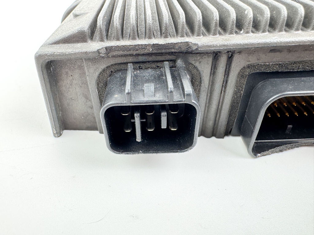 1999-2006 Honda 115 130HP 4 Stroke Outboard Electronic Control Unit ECU 34750-ZW5-043