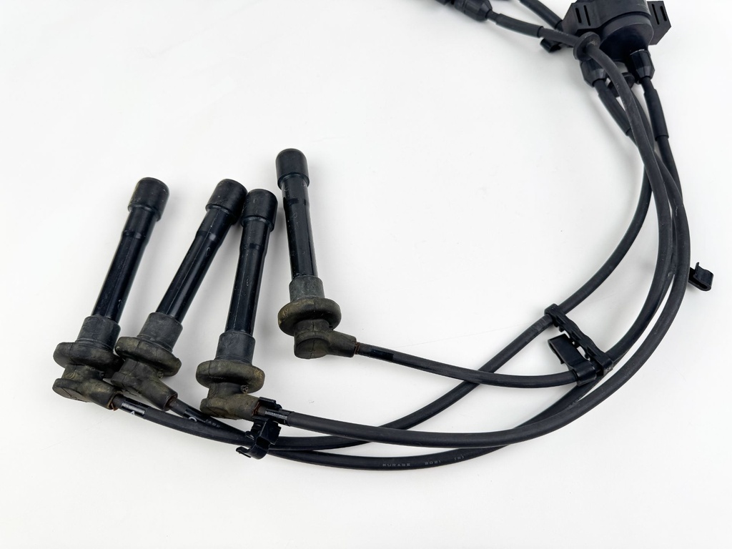 2002 Honda 130 HP 4 Stroke Outboard Ignition Coil Set 30550-ZW5-003 OEM