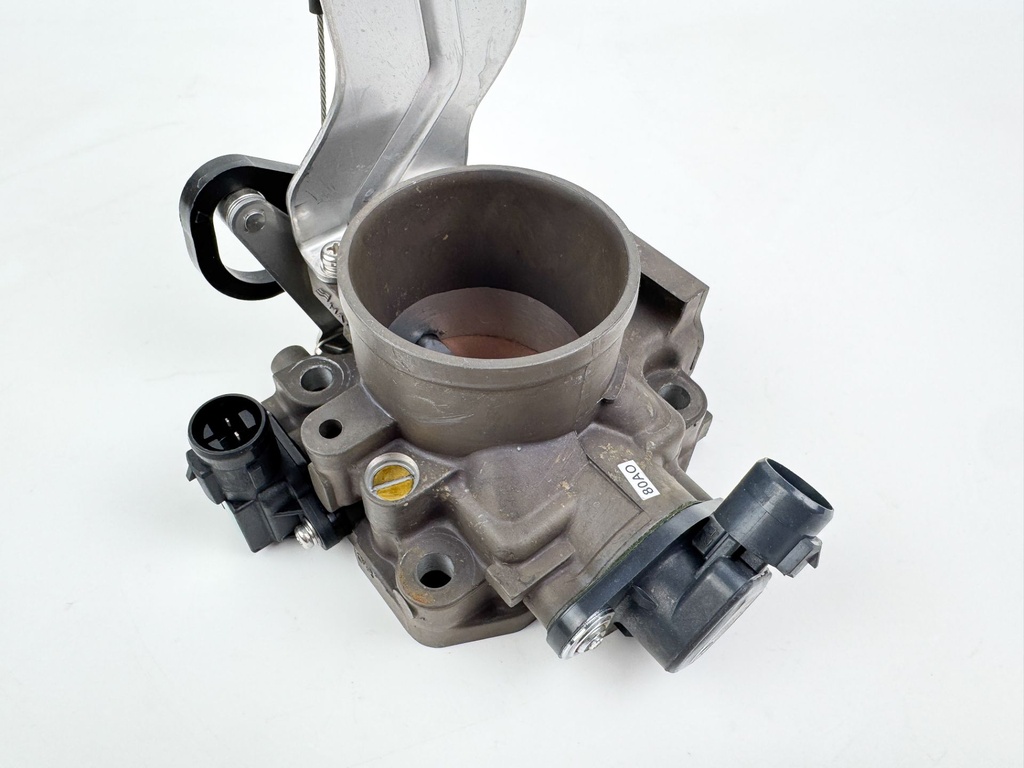 2002 Honda 130 HP 4 Stroke Outboard Throttle Body Assembly 16400-ZW5-013 OEM