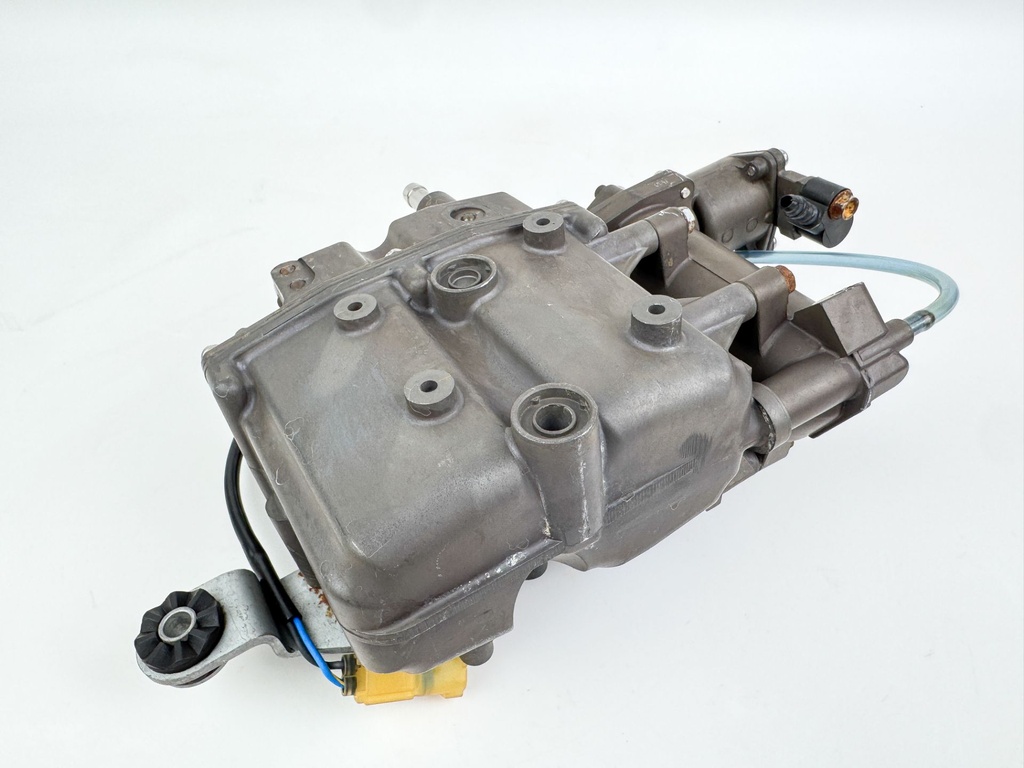 2002 Honda 130 HP 4 Stroke Outboard Vapor Separator Tank VST 06167-ZW5-305 OEM