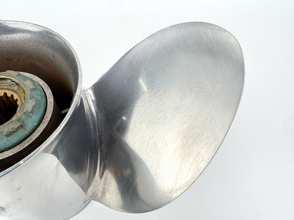 Honda Outboard 3 Blade Stainless Steel Prop Propeller 13 1/4" x 16P RH