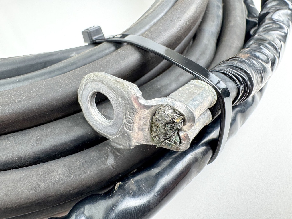 2002 Honda 130 HP 4 Stroke Outboard Battery Cables 32410-ZW5-000 OEM