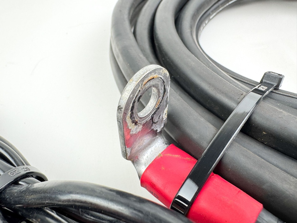 2002 Honda 130 HP 4 Stroke Outboard Battery Cables 32410-ZW5-000 OEM