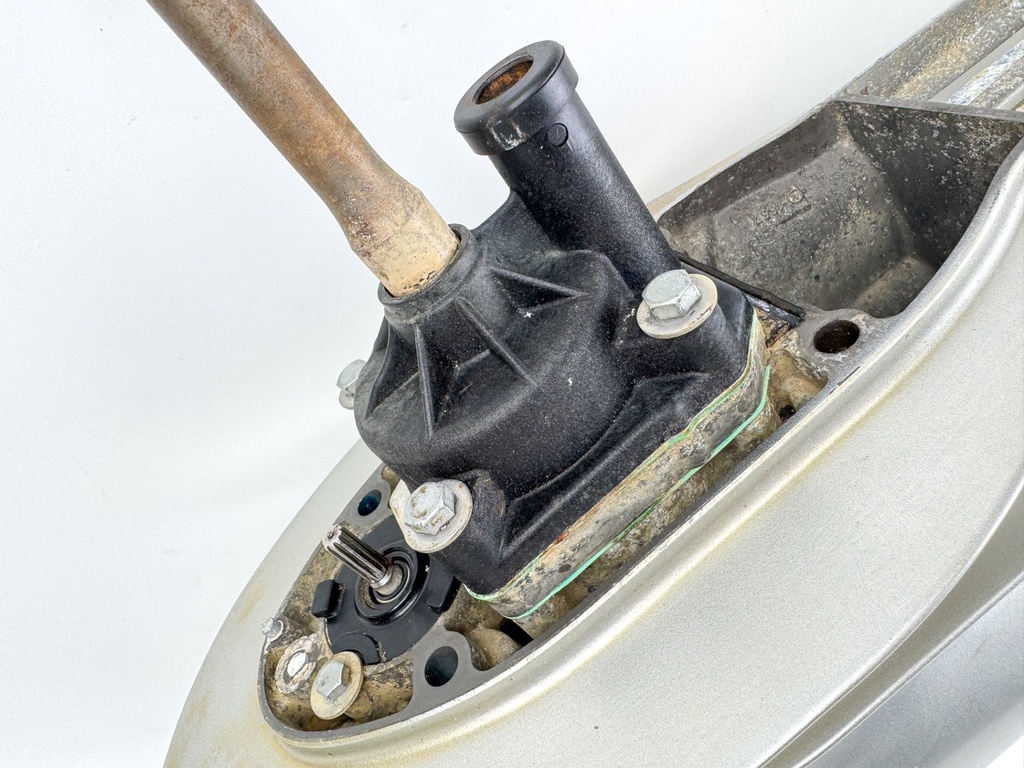 Honda 115 130HP 20" L Lower Unit Gear Case Assembly Standard Rotation 1996-2006