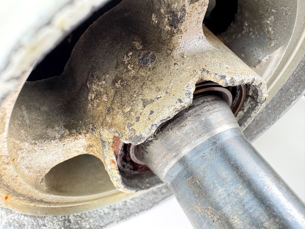 Honda 115 130HP 20" L Lower Unit Gear Case Assembly Standard Rotation 1996-2006