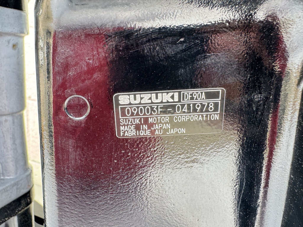 2020 Suzuki 90 HP 4 Stroke Outboard Complete Midsection W/ Swivel Bracket