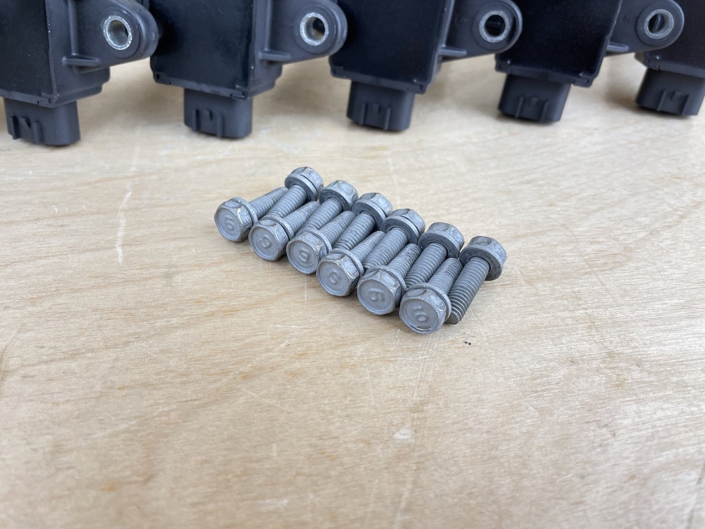 2012 Yamaha 200HP 4 Stroke Outboard Ignition Coil Assembly 6P2-82310-03-00