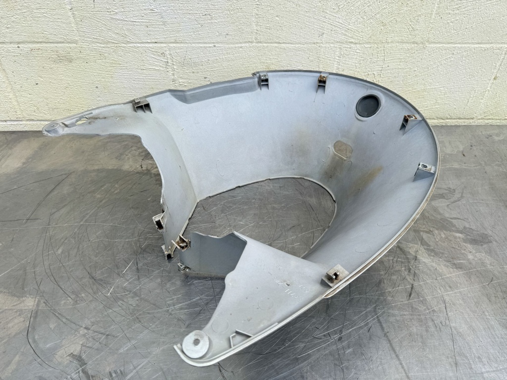 2002 Honda 130 HP 4 Stroke Outboard Lower Apron Cover 63711-ZW5-000ZA OEM