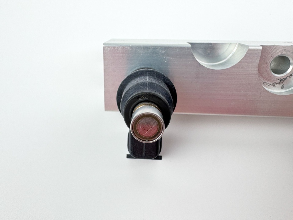 2010 Honda 60 HP 4 Stroke Outboard Fuel Injector Set W/ Rail 16450-ZZ3-003 OEM