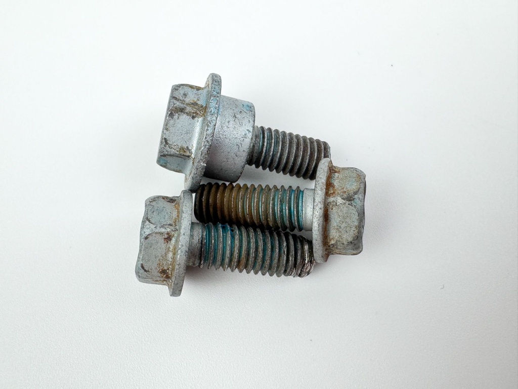 2010 Honda 60 HP 4 Stroke Outboard Cable Cover Plate 40151-ZZ3-000ZA OEM