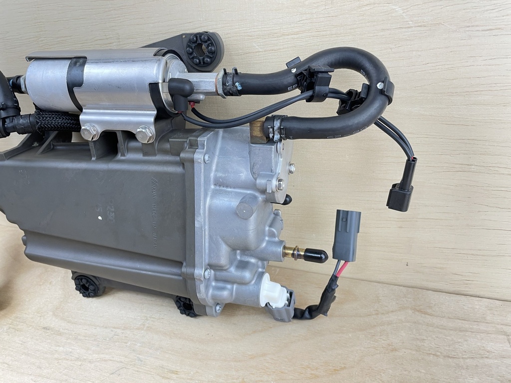 2012 Yamaha 200HP 3.3L 4 Stroke Float Chamber Assembly VST 99999-04456-00